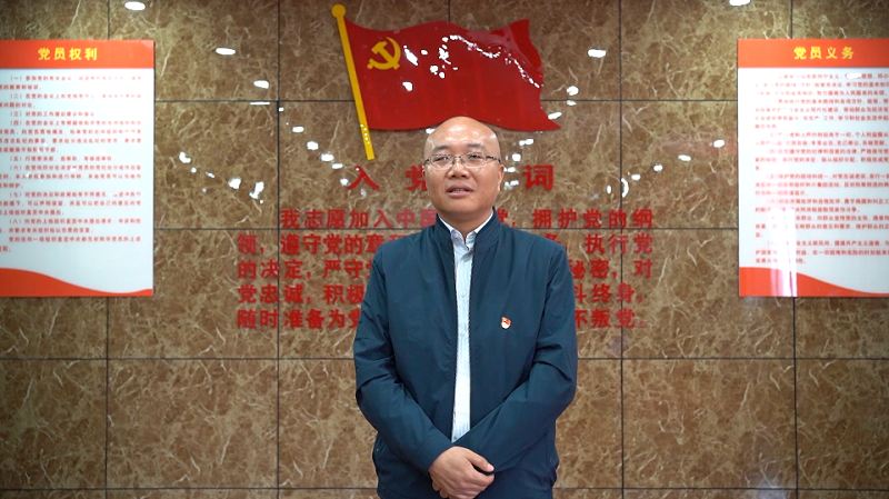 畢節(jié)工業(yè)職業(yè)技術(shù)學(xué)院黨群黨支部開(kāi)展“亮身份、樹(shù)榜樣、踐承諾”主題黨日活動(dòng)